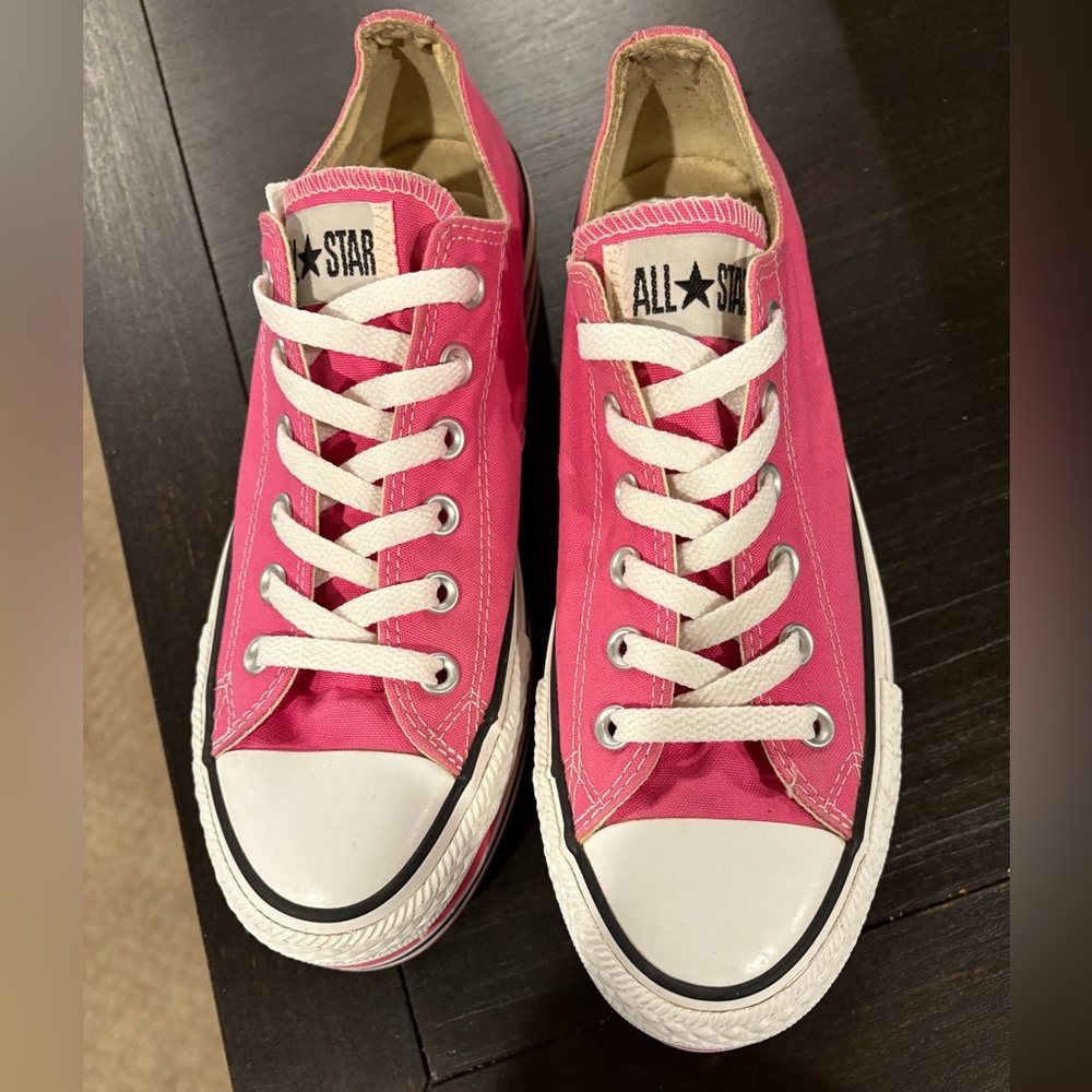 Converse Platform Women’s 9 Pink